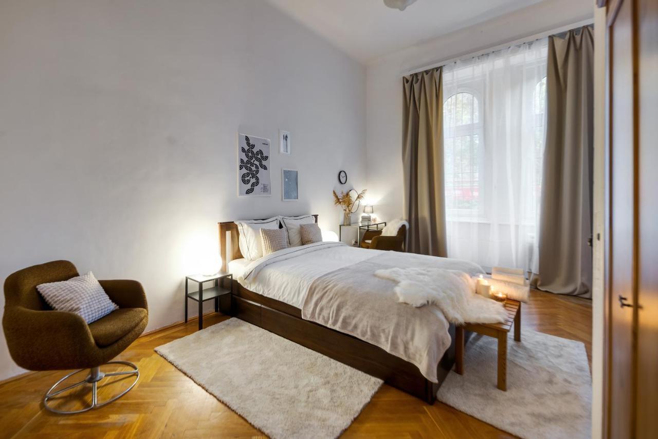 Felsoerdosor Residence Budapest Bagian luar foto